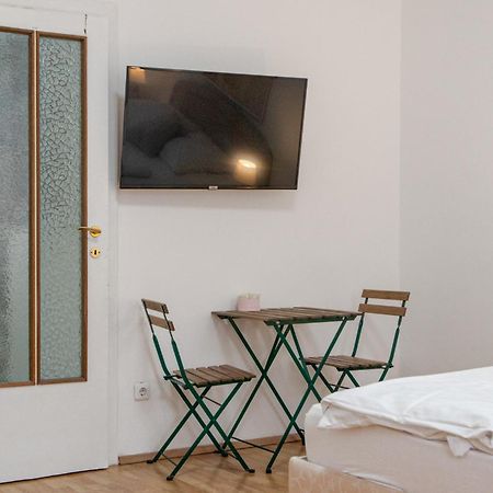Budget City Stay - Near Wiener Stadthalle Ideal For Longstays المظهر الخارجي الصورة