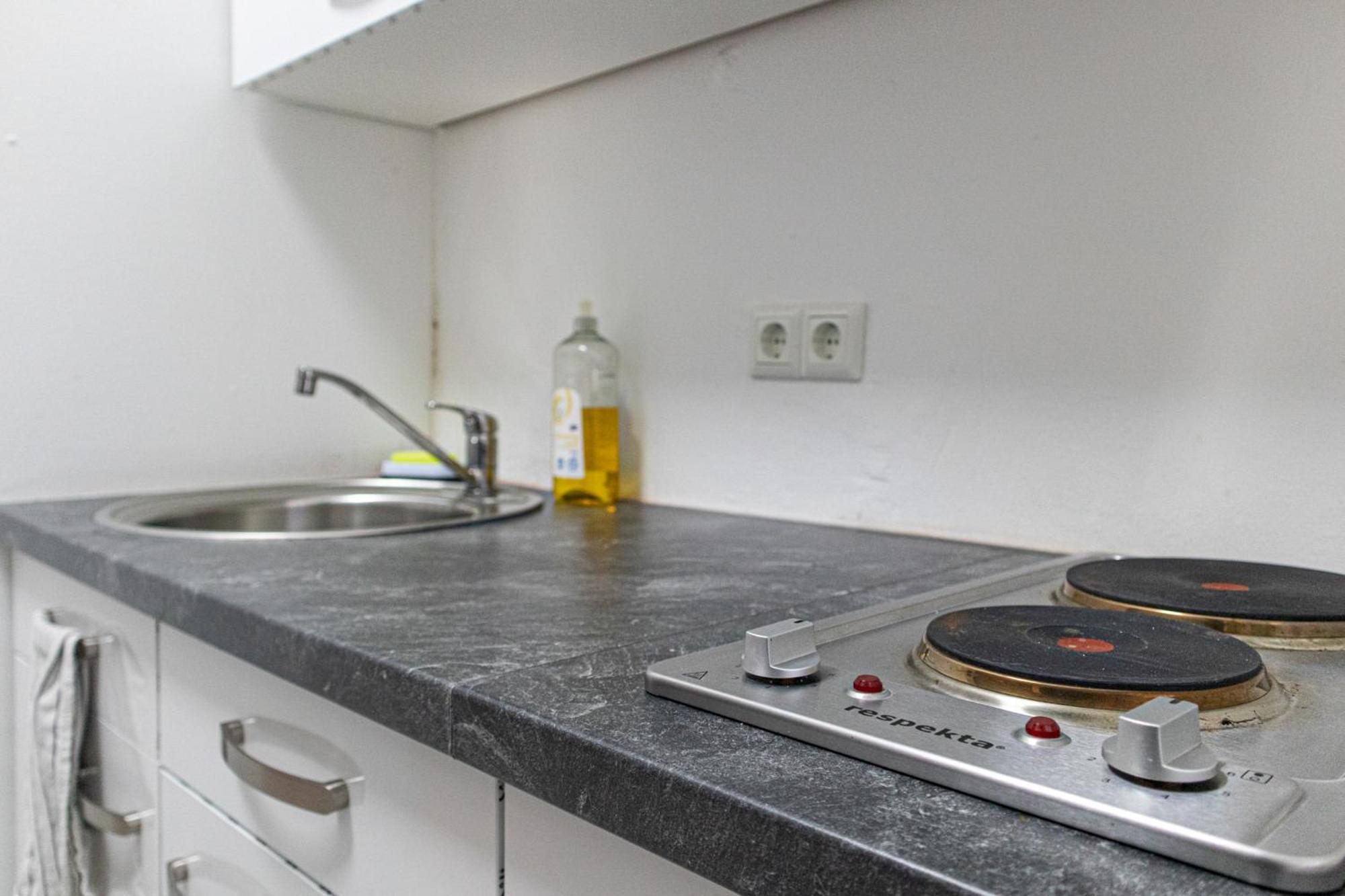 Budget City Stay - Near Wiener Stadthalle Ideal For Longstays المظهر الخارجي الصورة